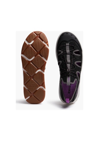 Strike Bluefin Sandal - Black Lthr&text W/purple