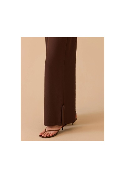 Seçil Düğme Detalı Tunik Ve Yüksek Bel Düz Paça Pantolon Kahverengi - 933556146 Kahverengi Seçil Düğme Detalı Tunik Ve Yüksek Bel Düz Paça Pantolon Kahverengi - 933556146 Kahverengi