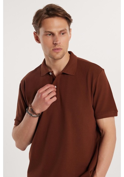 Tudors Erkek Regular Fit Klasik Kesim Pamuklu Yumuşak Dokulu Serin Tutan Kumaş Düz Kahverengi Polo Yaka Tişört-34951 Kahverengi Tudors Erkek Regular Fit Klasik Kesim Pamuklu Yumuşak Dokulu Serin Tutan Kumaş Düz Kahverengi Polo Yaka Tişört-34951 Kahverengi