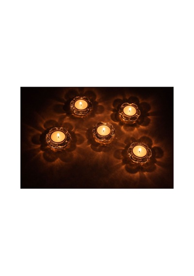 Bladfagel Tealight Modern,pinterest,viral Çiçek Şeklinde 1 Adet Mumluk Ve 1 Adet Mum 3cm Şeffaf Beyaz - 832512085 Beyaz