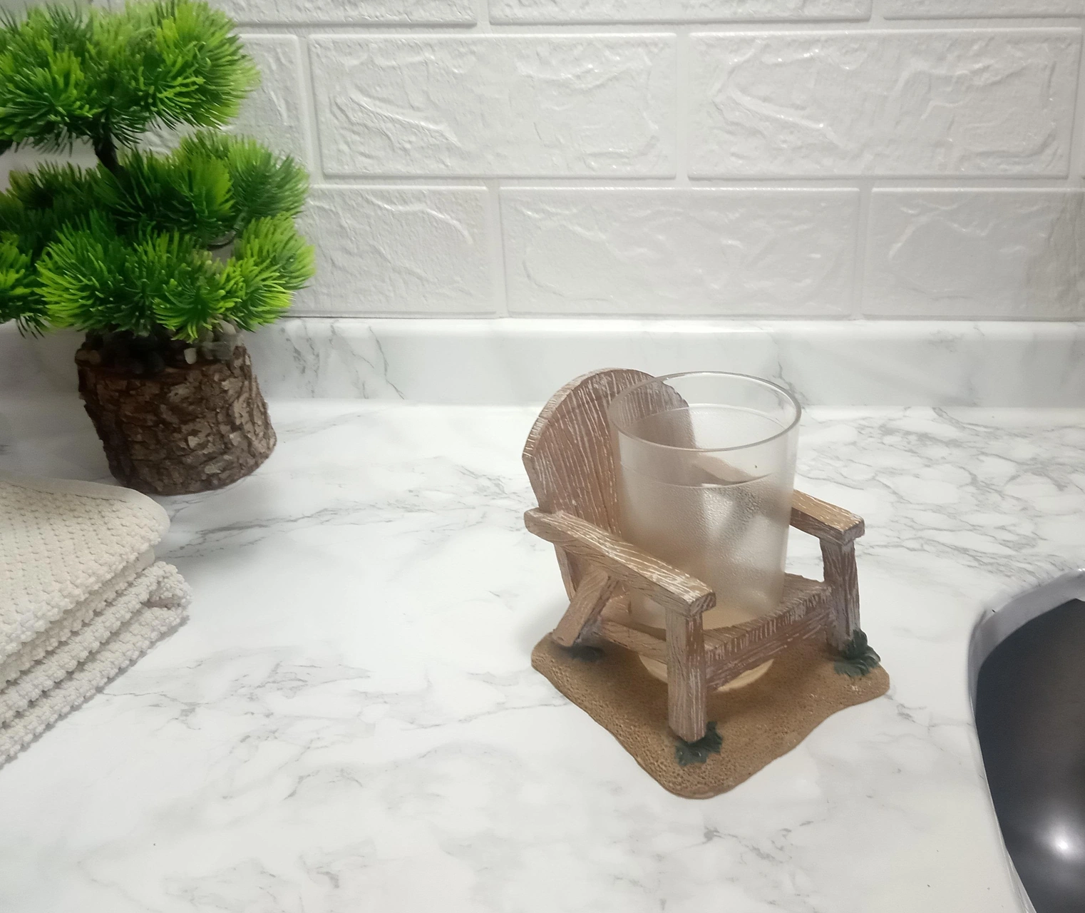 2 Adet Diş Fırçalık Ve Macunluk Sandalye Poliresin 13x11x10cm 200ml Banyo Seti Çok Renkli