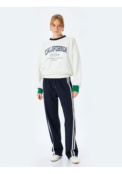 About Blank Koton Bisiklet Yaka Uzun Kollu Baskılı Oversize Sweatshirt Acı Kahverengi