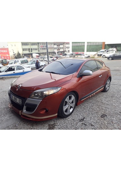 RENAULT MEGANE 3 COUPE YAN MARŞPİYEL Fiber Boyasız
