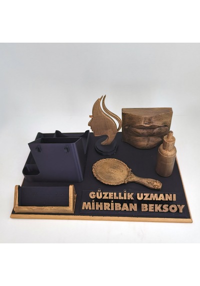 Kişiye Özel Güzellik Uzmanı Masa İsimliği Ve Kartvizitlik Gold - Siyah