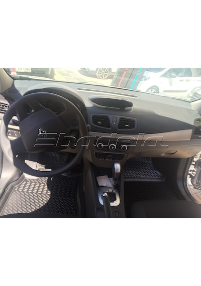 Renault Fluence Havuzlu Paspası 3D Siyah Klipsli