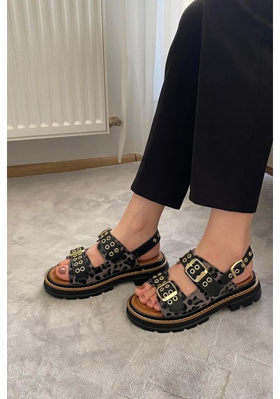 Preshley Kadın Mendez Siyah Leopar Çift Bantlı Kabsül Ve Vardola Deyatlı Kalın Taban Ortopedik Sandalet K-120 Preshley Kadın Mendez Siyah Leopar Çift Bantlı Kabsül Ve Vardola Deyatlı Kalın Taban Ortopedik Sandalet K-120