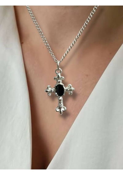 Siyah Mineli Gotik Haç Unisex Kolye Karanlığın Zarafeti Ve Gücün Simgesi Çok renkli