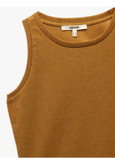 Koton Kolsuz Bisiklet Yaka Slim Fit Basic Atlet Kahverengi 5sak10020uk Kahve