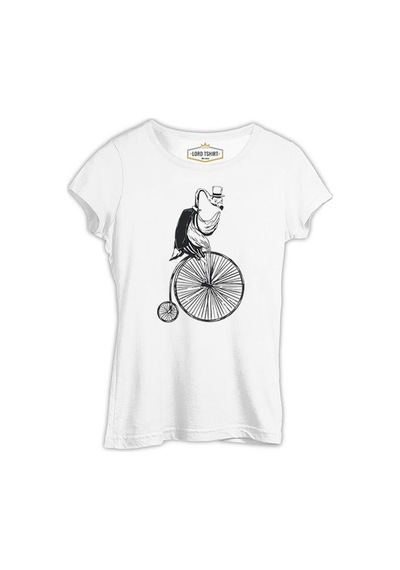 A Flamingo Riding A Bicycle On Wheels Beyaz Kadın Tshirt 001