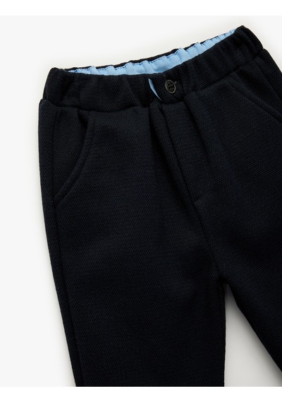 Koton Düğme Detaylı Cepli Beli Lastikli Basic Pantolon Görünümlü Eşofman Altı Lacivert 6wmb40033tk Lacivert Koton Düğme Detaylı Cepli Beli Lastikli Basic Pantolon Görünümlü Eşofman Altı Lacivert 6wmb40033tk Lacivert