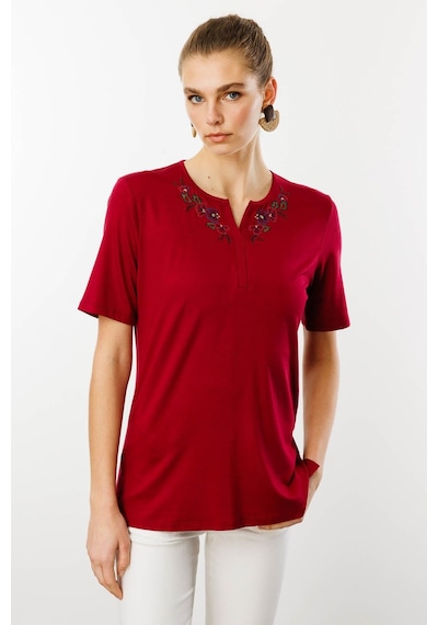 Kadın Açma Yaka Nakış İşlemeli Penye T-shirt Vişne Vişne Çürüğü