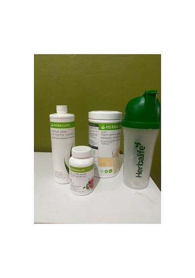 Vanılyalı Shake 550 Gr Klasik Aromalı Çay 51 Gr Aloe 473 Gr Ve Shaker 4 Lü Set
