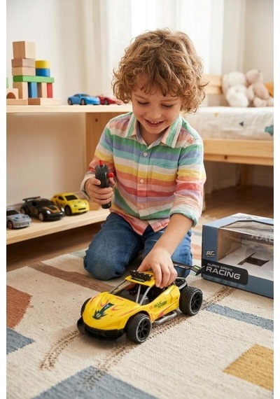 Super Speed Racing 1:20 Ölçekli Şarjlı Uzaktan Kumandalı Araba - 4 Kanallı Yarış Arabası Sarı