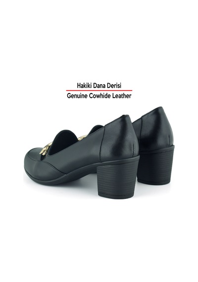 Erkan Saçmacı Harriet Siyah Hakiki Dana Derisi Tokalı Yuvarlak Burun Kalın Topuklu Loafer Ayakkabı 2211 Sıyah Erkan Saçmacı Harriet Siyah Hakiki Dana Derisi Tokalı Yuvarlak Burun Kalın Topuklu Loafer Ayakkabı 2211 Sıyah