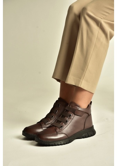 Fox Shoes Z555560903 Kahverengi Hakiki Deri Comfort Ortopedik Taban Kadın Bot