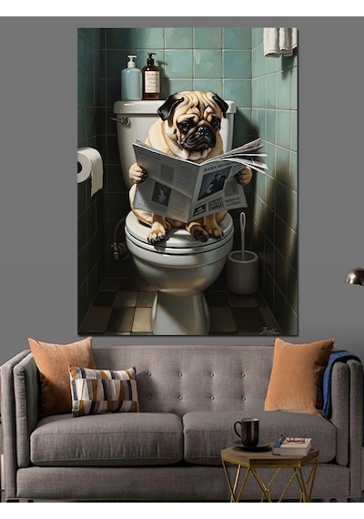 Ahşap Tablo Gazete Okuyan Pug Köpek Banyoda