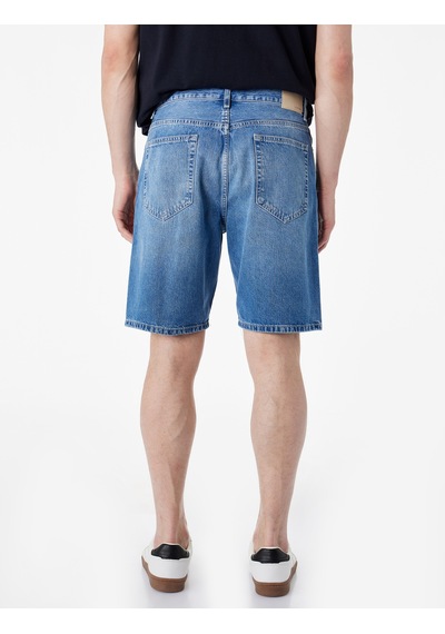 Koton Pamuklu Cepli Bermuda Straight Fit Jean Şort Açık İndigo 6sam40328nd