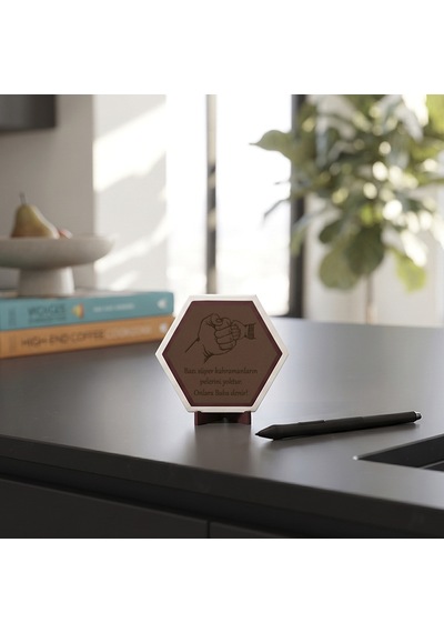 Bazı Süper Kahramanların Pelerinleri Yoktur Onlara Baba Denir Yazılı Modern Masaüstü Süsü Anlamlı Hediye 10x10 Cm, Açık Kahve