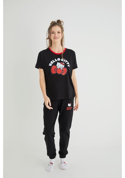 Hello Kitty Lisanslı Baskılı Tişört Regular Fit Renkli Hello Kitty Lisanslı Baskılı Tişört Regular Fit Renkli