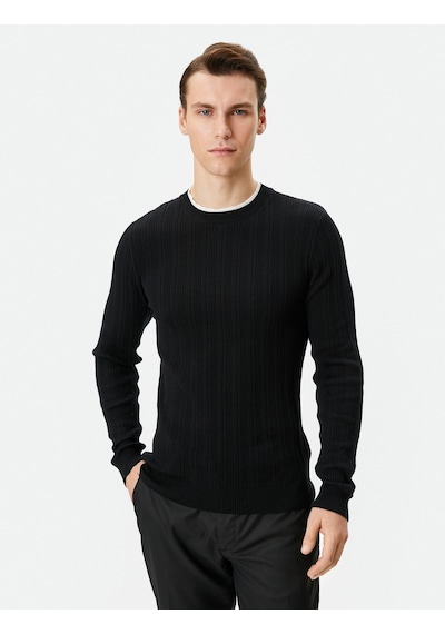 Koton Slim Fit Kazak Triko Dokulu Yaka Detaylı Uzun Kollu Siyah 4wam70063ht Siyah