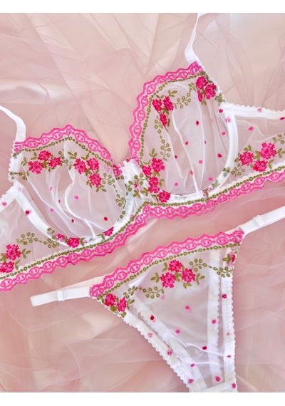 Arinda Gemma Çiçek Desenli Beyaz İşlemeli Brode Kapsız Balenli Bralette C Cup Sütyen Tanga Alt Üst Çamaşırı Takımı 2 Parça Arinda Gemma Çiçek Desenli Beyaz İşlemeli Brode Kapsız Balenli Bralette C Cup Sütyen Tanga Alt Üst Çamaşırı Takımı 2 Parça