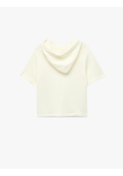 Koton Kısa Kollu Pamuklu Oversize Kapşonlu Tişört Ekru 6skb10173tk Koton Kısa Kollu Pamuklu Oversize Kapşonlu Tişört Ekru 6skb10173tk