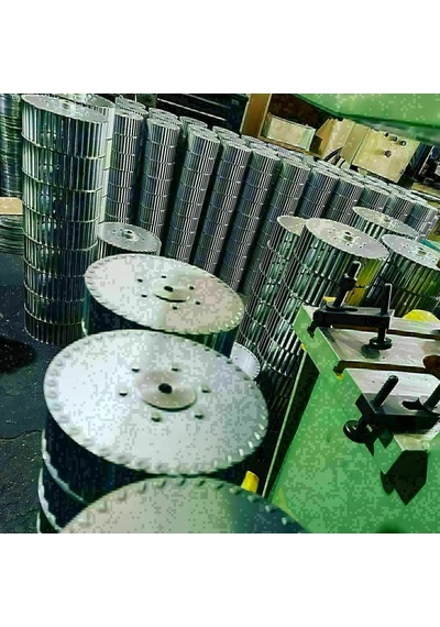 Çap 215 Boy 75 Delik 14 Mm Sol Yön Radyal Fan Pervanesi