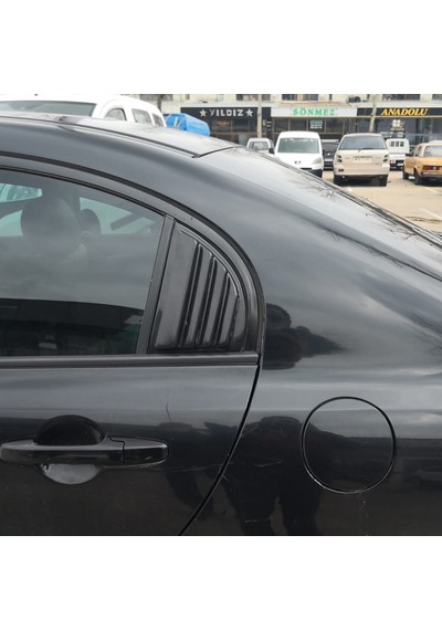 Honda Civic 2006-2012 Yıl Aralığı Uyumlu Kelebek Cam Aksesuarı