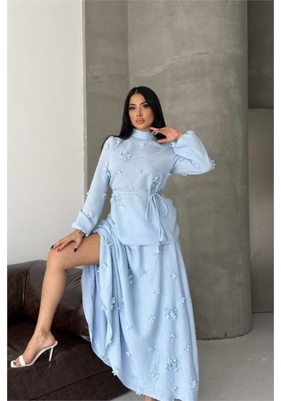 Neşeli Butik Kadın Bebe Mavi Keten Kumaş Çiçek Aplikeli Hakim Yaka Etekli Takım Nbms2629 Bebe Mavisi