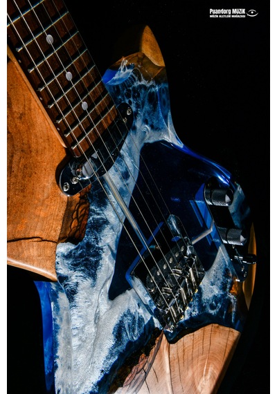 Elektro Gitar Custom Epoksi & Yıllanmış Ağaç Kişiye Özel Mavi