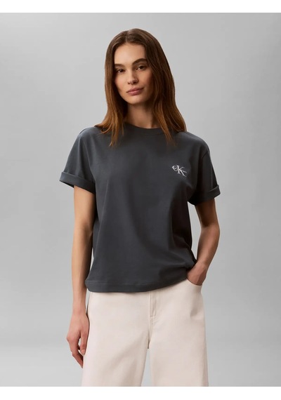 Calvin Klein Ss Boxy Left Chest M, Ceg Gri Kadın T-shirt
