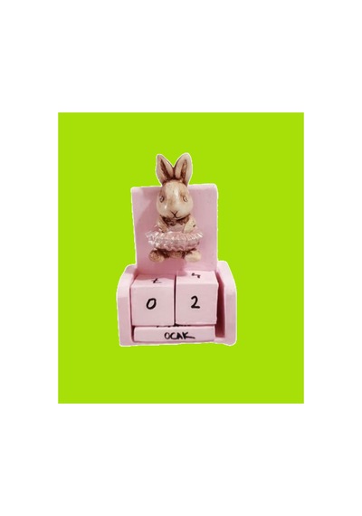 Dekoratif Takvim-tavşan Kız Masa Üstü Takvim. Pembe