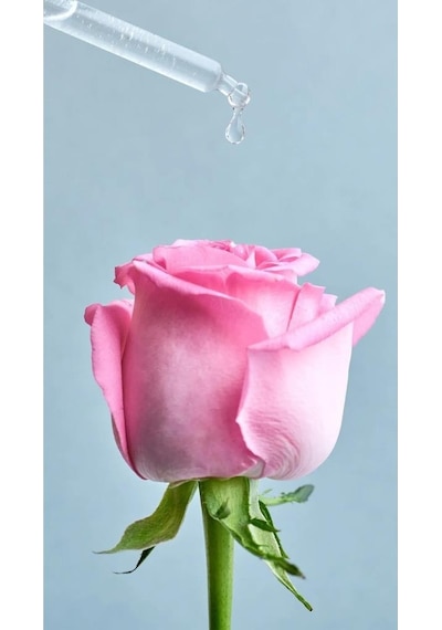 Nivea Aqua Rose Organik Gül Suyu İçeren Yüz Temizleme Köpüğü 150 ML
