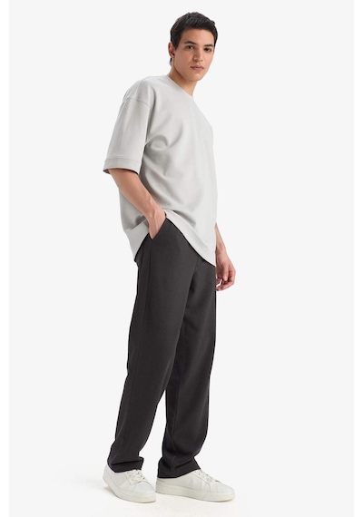 DeFacto Bol Rahat Kesim Wide Leg Üç Cepli Geniş Paça Yazlık Pantolon F3147AX25SPAR104 DeFacto Bol Rahat Kesim Wide Leg Üç Cepli Geniş Paça Yazlık Pantolon F3147AX25SPAR104