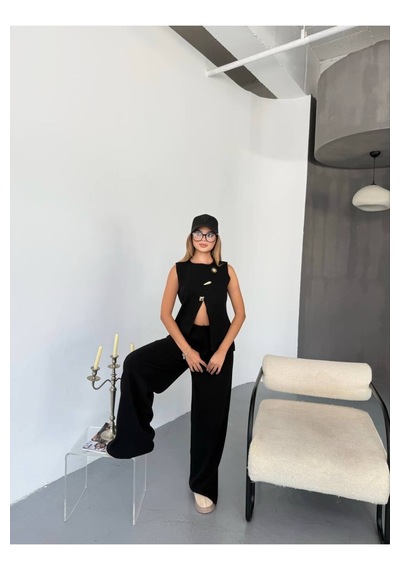 Kechi Woman Gold Aksesuarlı Triko Takım Siyah