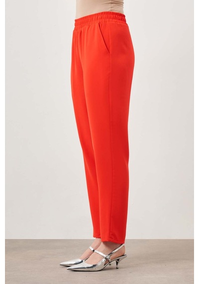 Mizalle Beli Lastikli Dar Paça Nar Çiçeği Pantolon Narçiçeği
