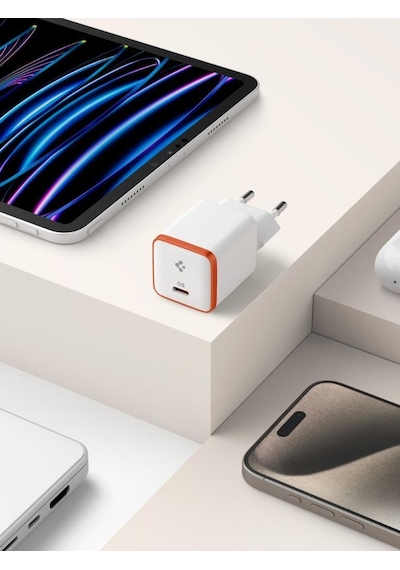 Spigen EE301 30 W USB-C Mini Hızlı Şarj Aleti Beyaz