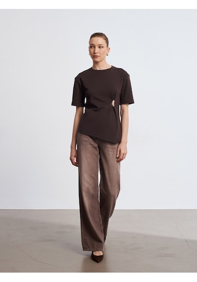 Dilvin 32445 Aksesuar Detaylı Basic T-shirt-koyu Kahve Kahverengi