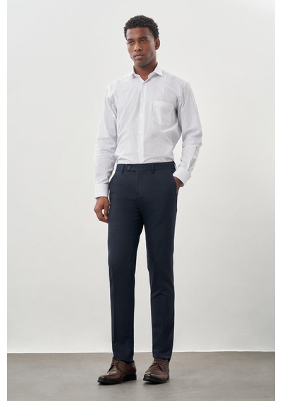 İmza Koyu Lacivert Düz Gabardin Esnek Yan Cep Slim Fit Classic Pantolon 1003245209 200 Koyu Lacivert İmza Koyu Lacivert Düz Gabardin Esnek Yan Cep Slim Fit Classic Pantolon 1003245209 200 Koyu Lacivert