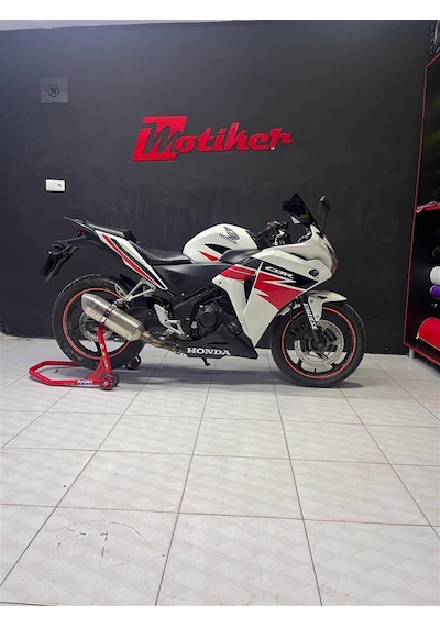 Honda Cbr250 Takım Sticker Etiket Model