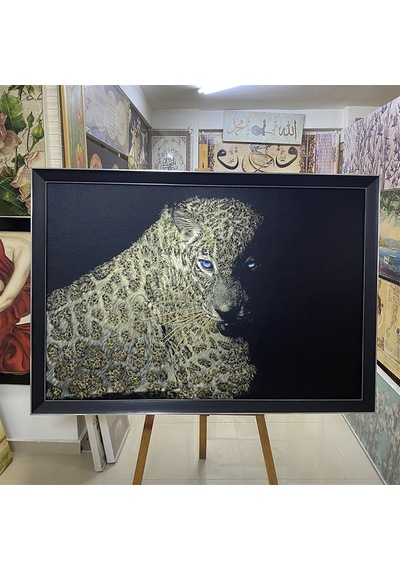 Gold Simli Siyah Çerçeveli Leoparlı Kanvas Tablo