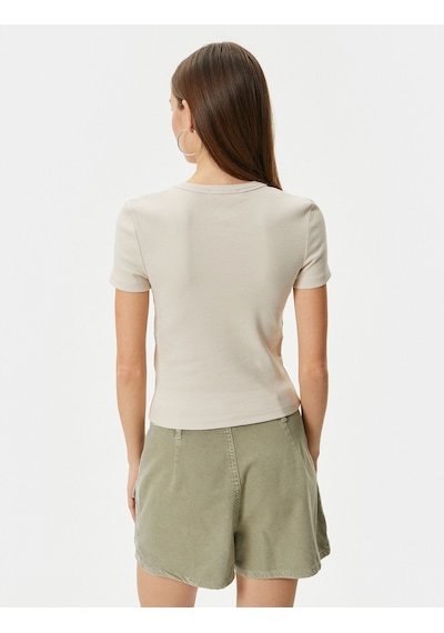 Koton Basic Tişört Slim Fit Ribanalı Kısa Kollu Bisiklet Yaka Pamuklu Bej 4sal10289ık Ekru