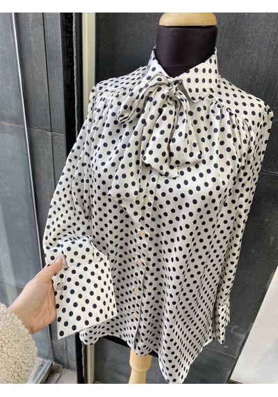 Pera Moda Puantiye Desenli Paris Fularlı Gömlek Siyah