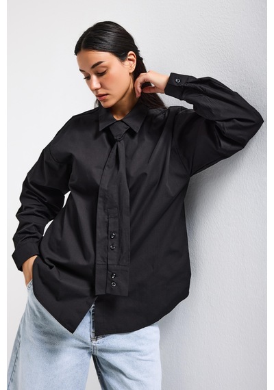 Itsbasic Kadın Siyah Oversize Kravat Detaylı Özel Tasarım Bol Kesim Gömlek