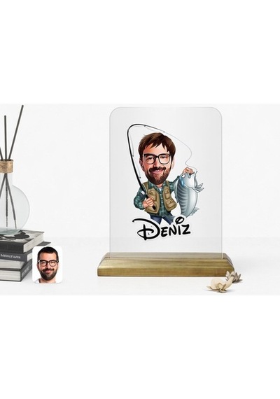Kişiye Özel Erkek Balıkçı Karikatürlü Ahşap Standlı Çerçeve