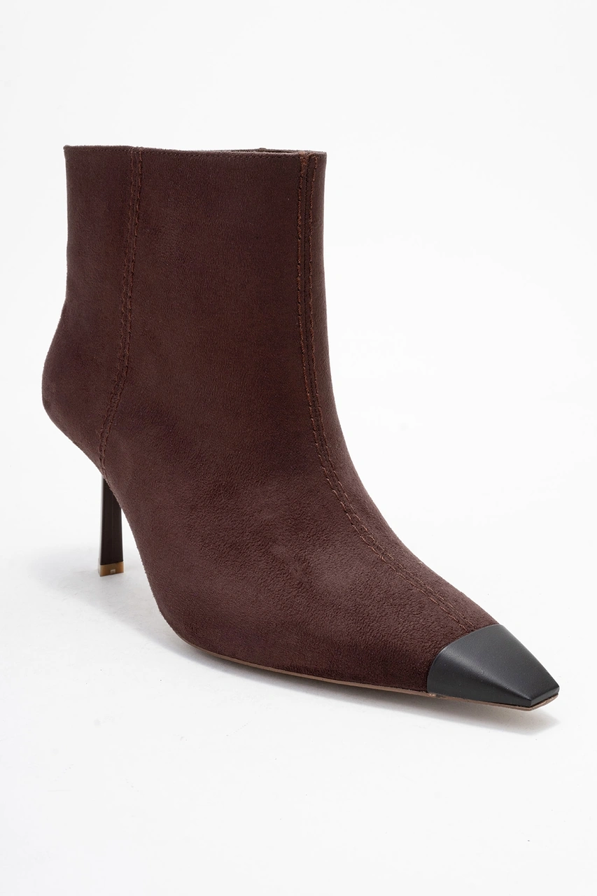 Luvishoes Luvi Shoes Rassel Kahverengi Süet Mat Burunlu Kadın İnce Topuklu Bot Süet Kahve Luvishoes Luvi Shoes Rassel Kahverengi Süet Mat Burunlu Kadın İnce Topuklu Bot Süet Kahve