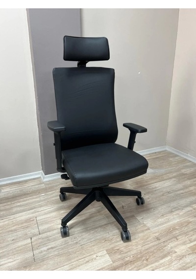 Petra Derili Yönetici Personel Ofis Çalışma Koltuğu Akbüro Ofis Mobilyaları Siyah