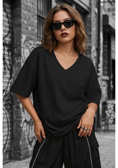 Zey Oversize V Yaka Basic Kadın Tişört - Düşük Omuzlu Salaş Kesim SIYAH