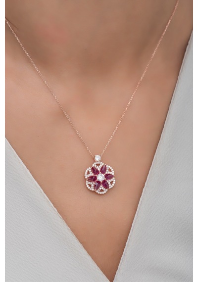 925 Ayar Gümüş Desenli Kırmızı Taşlı Lotus Çiçeği Kolye Rose Gold