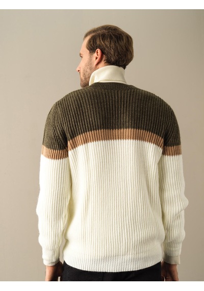 Xint Ekru Regular Fit Açık V Yaka Yünlü Kazak 801682